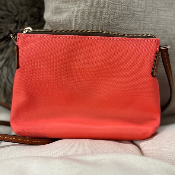 Dooney & Bourke Coat Canvas Crossbody Pouchete Red - Picture 13 of 13